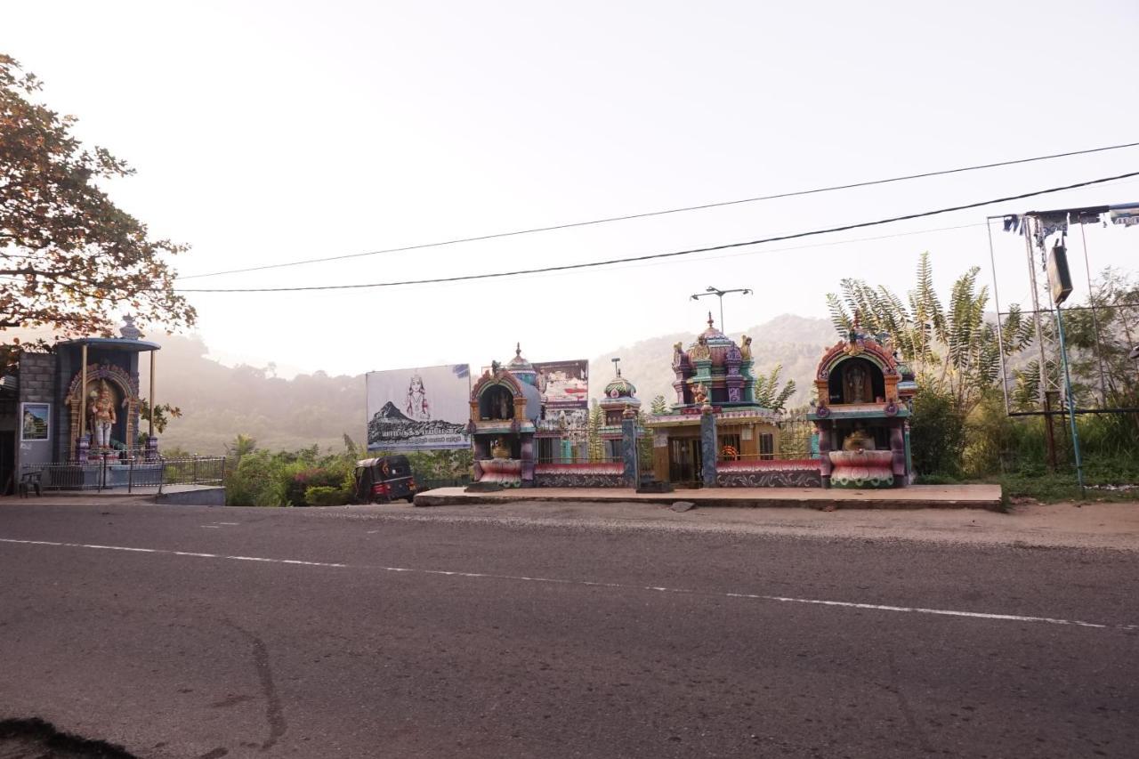 Retiyagama Eco Resort Teldeniya Luaran gambar